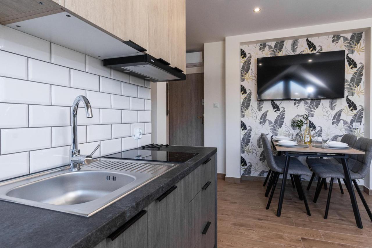 Apartamenty Jantar ウェバ エクステリア 写真