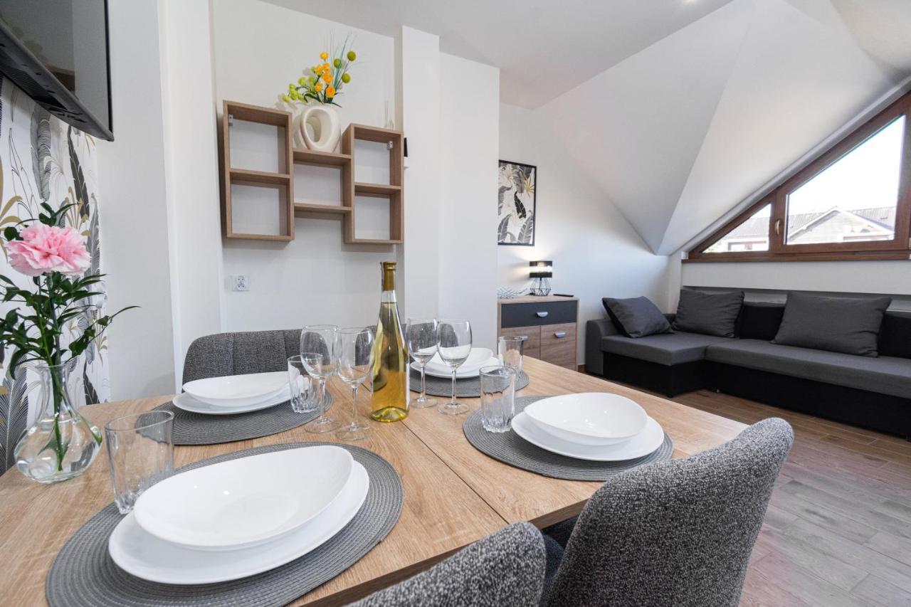 Apartamenty Jantar ウェバ エクステリア 写真