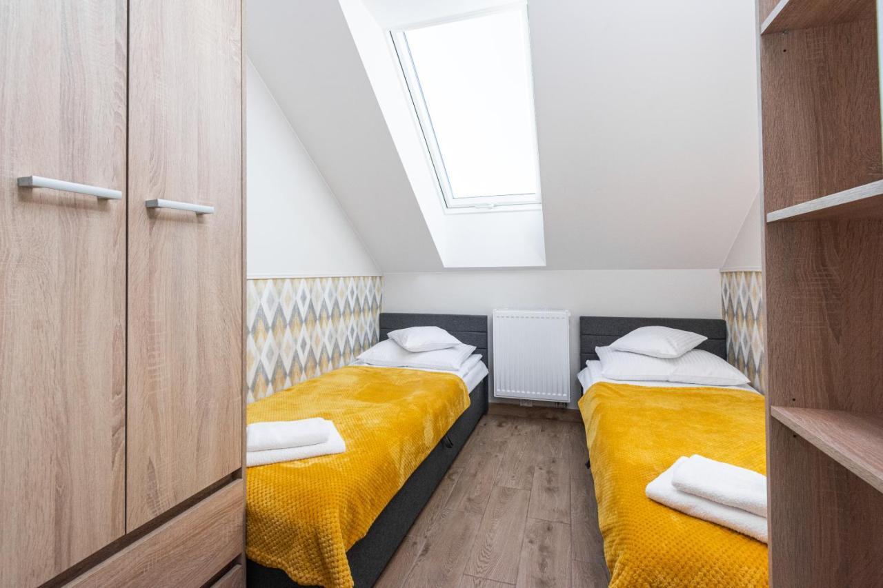 Apartamenty Jantar ウェバ エクステリア 写真